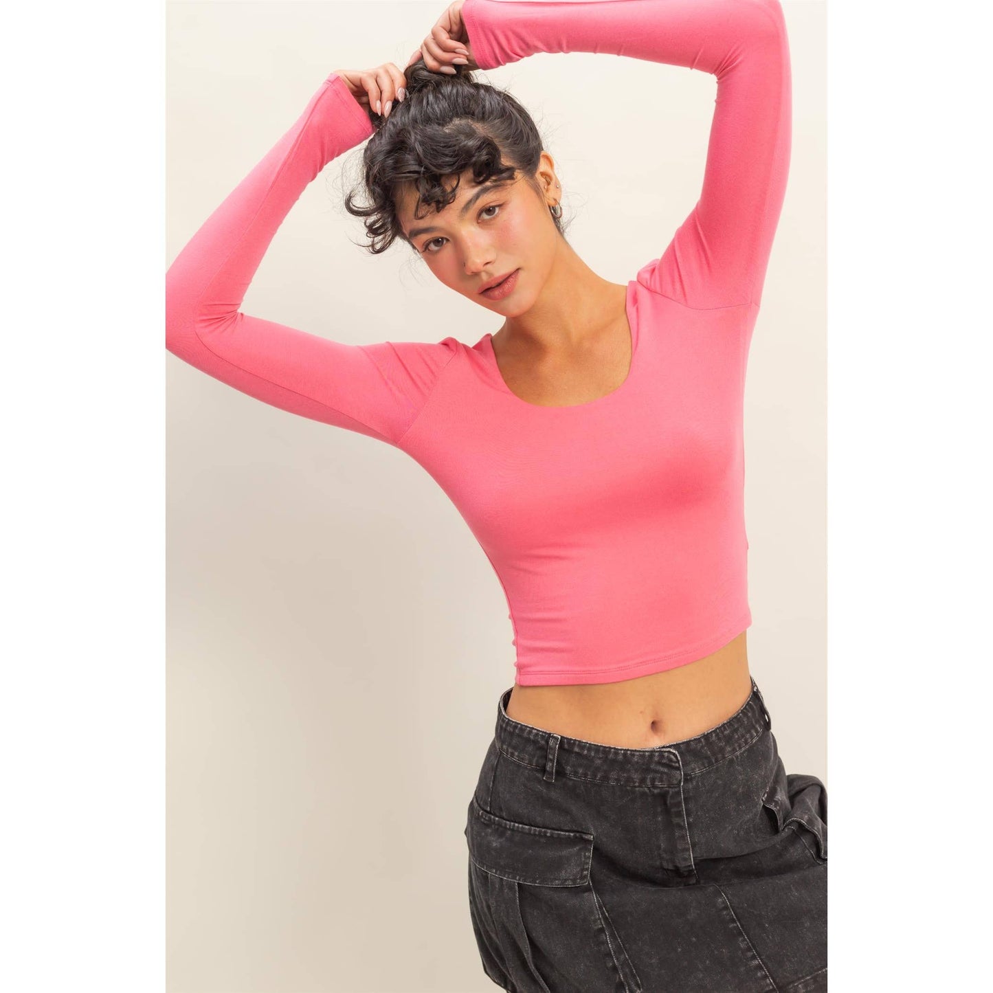 Scoop Neck Long Sleeve Crop Top