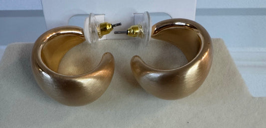 25mm Gold Hoop Earrings