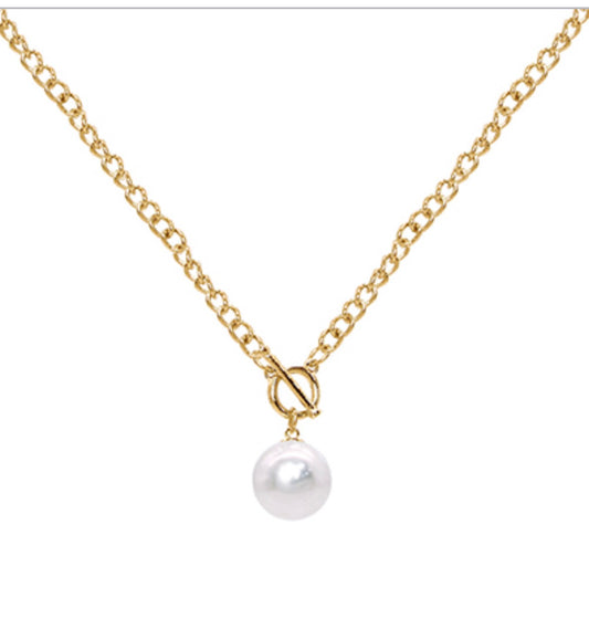 Pearl Drop Curb Chain Necklace